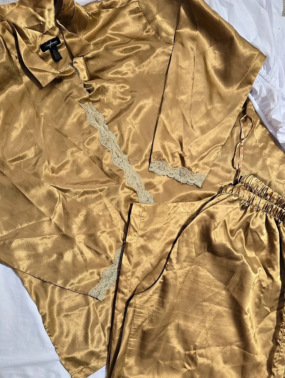Gold Satin Pajama Set Size 4X